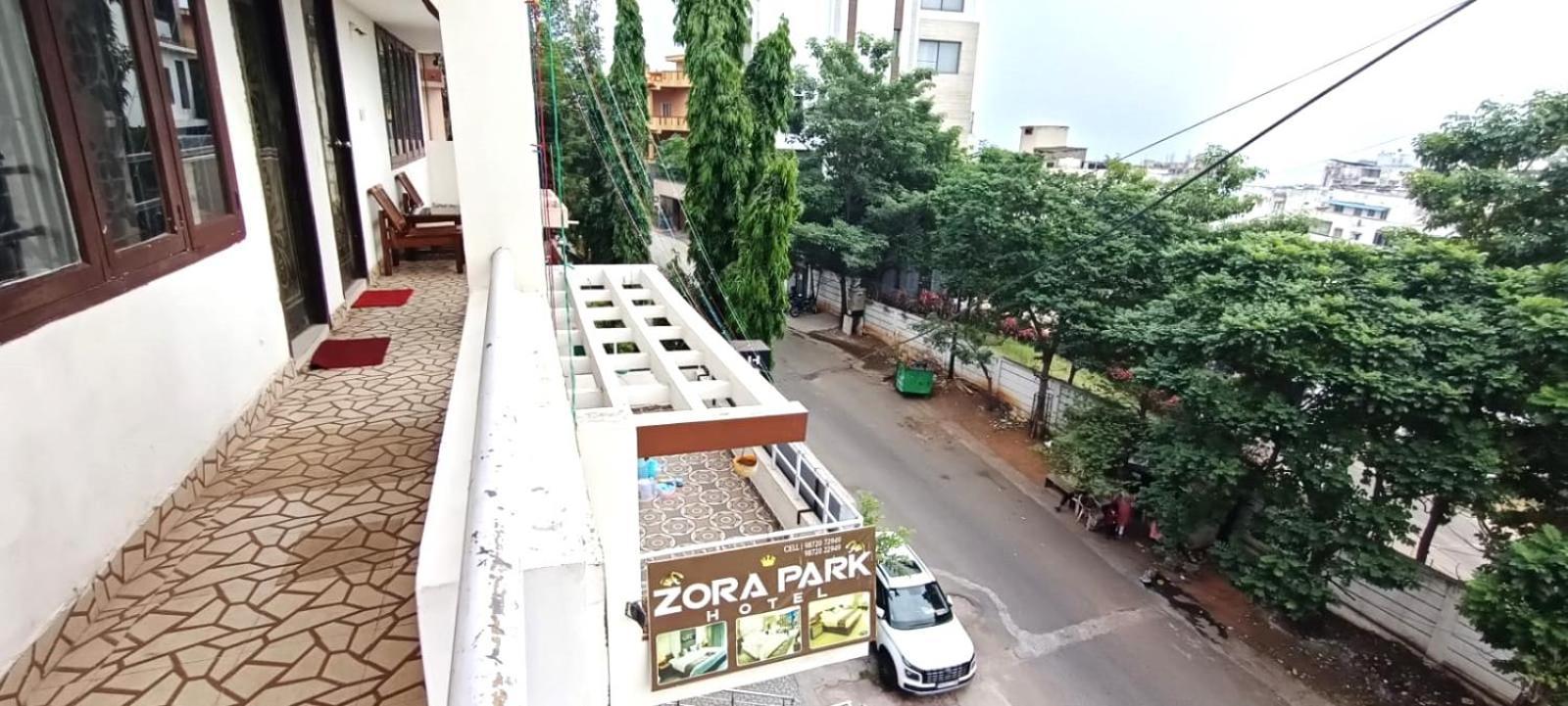 Zora Park Luxury Rooms Вішакхапатнам Екстер'єр фото